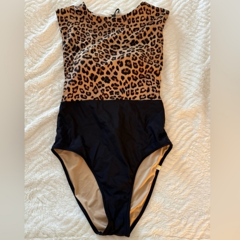 NWOT SUMMERSALT The Surf Womens Cheetah Print Swimming Suit Size 4 - Picture 2 of 4